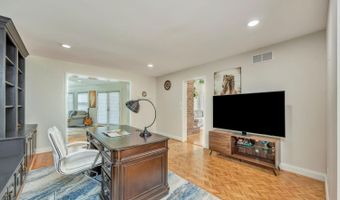 7708 Creekwood Ln, Amberley, OH 45237