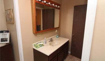 27 Partridge Dr, Agency, MO 64401