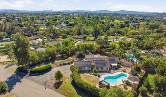 929 Pepper Tree Ln, Fallbrook, CA 92028