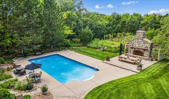224 E Cedar Ridge Ct, Andover, KS 67002
