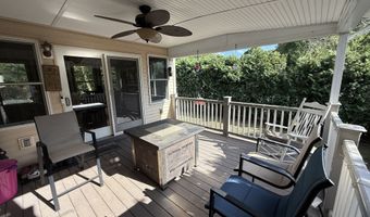 7 School St, Burlington, CT 06013