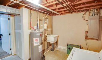12 E Delmar Ave, Alton, IL 62002