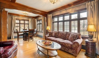 907 1st Dr NW, Austin, MN 55912