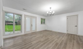 218 Aaron Dr, Andover, KS 67002