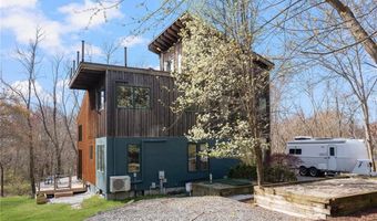 85 Gondola Ave, Jamestown, RI 02835