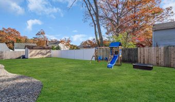 89 Ravenwood Blvd, Barnegat, NJ 08005