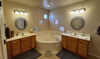 5317 Southfort Dr SW, Albuquerque, NM 87105