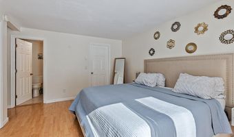 34 Parkwood Dr, Augusta, ME 04330