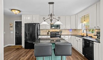 1948 Seymour Dr NW, Acworth, GA 30101