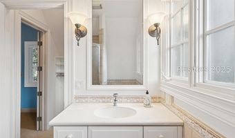 46 Hawthorne Rd, Bluffton, SC 29910