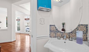 22839 VICKERY PARK Dr, Ashburn, VA 20148