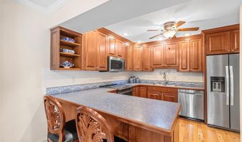 1529 Autumn Leaf Dr, Ballwin, MO 63021