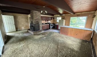 96376 Coverdell Rd, Brookings, OR 97415