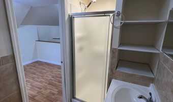 51 South St, Danbury, CT 06810