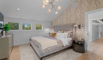 8 Gaylea Dr, Branford, CT 06405