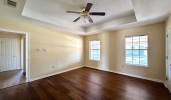 4406 Fourchon Dr, Baker, LA 70714