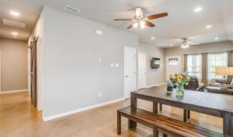 1105 S Fannin St, Alvarado, TX 76009