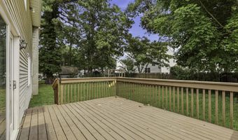 829 Mizzen Ave, Beachwood, NJ 08722