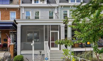 925 DECATUR St NW, Washington, DC 20011