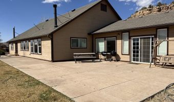 893 Foothill Dr, Apple Valley, UT 84737
