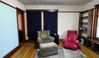 303 S Park St, Albany, WI 53502