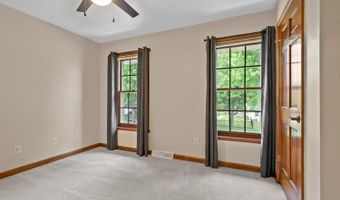 209 E TIMBERLINE Dr, Appleton, WI 54913