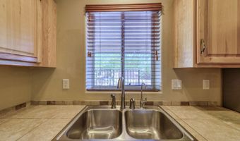 935 Glen Dr, Bullhead City, AZ 86442