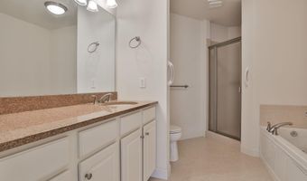 65 Hawthorne Dr 115, Bedford, NH 03110