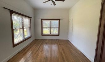 123 Ave C, Apalachicola, FL 32320