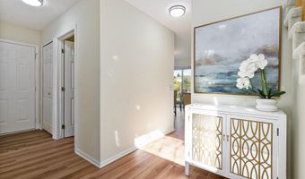 5776 Cedar Ridge Dr, Ann Arbor, MI 48103