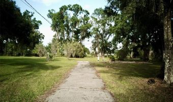 1445 CARTER St, Auburndale, FL 33823