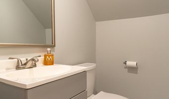 143 Redstone St, Bristol, CT 06010