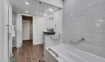 6744 Mountridge Dr, Las Vegas, NV 89110