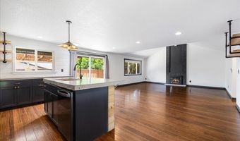 19235 SW OAK St, Aloha, OR 97078