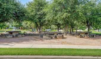 110 Parkview Dr, Aledo, TX 76008