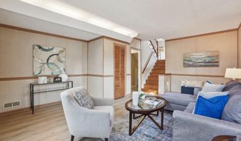 2924 S GRANT St, Arlington, VA 22202