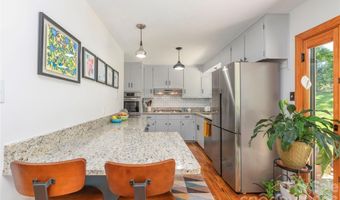 90 Bell Rd, Asheville, NC 28805