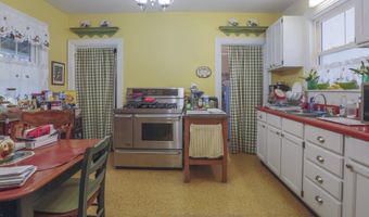 11 Durham St, Belfast, ME 04915