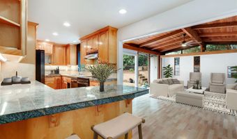 6040 Amaya Dr, La Mesa, CA 91942