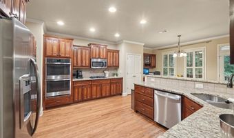 202 Saddlehorn Trl, Ball Ground, GA 30107