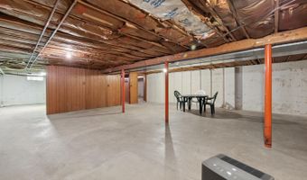 58 Hunters Ln, Batesville, IN 47006