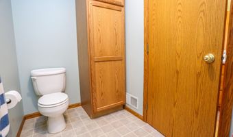 1524 N Harrison St, Aberdeen, SD 57401