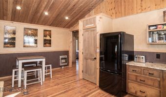 258 A Howie Rd, Big Timber, MT 59011
