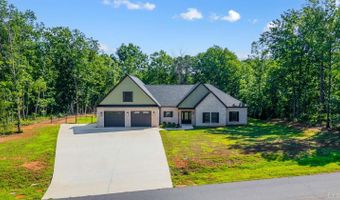 336 Somerset Dr, Appomattox, VA 24522