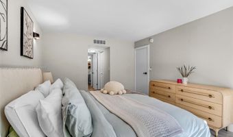 20367 W Country Club Dr L25, Aventura, FL 33180