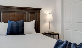 8208 Ogee Dr, Las Vegas, NV 89145