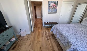 700 W E St 302, San Diego, CA 92101