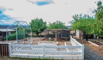 893 W FOOTHILL Dr, Apple Valley, UT 84737