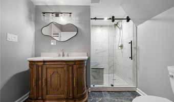 253 Aqua Blvd, Akron, OH 44319
