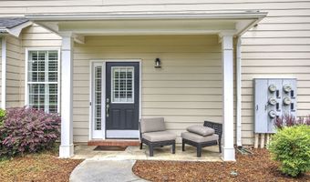 4477 Black Hills Dr NW, Acworth, GA 30101